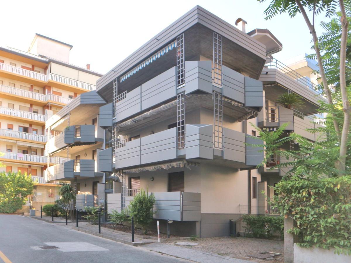 Mimosa Lignano Sabbiadoro